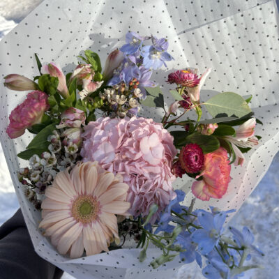 Blomsterbukett fra Plantedottir i Grimstad